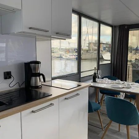 Apartment Hausboot Meeresbrise *